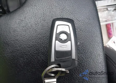 2015 BMW 328I z USA, uszkodzony, nr VIN WBA3A5C50FF610353